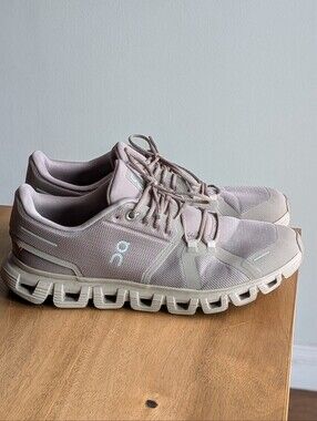 On Cloud -- Cloud 6 In Cinder | Fog Women's Size 10